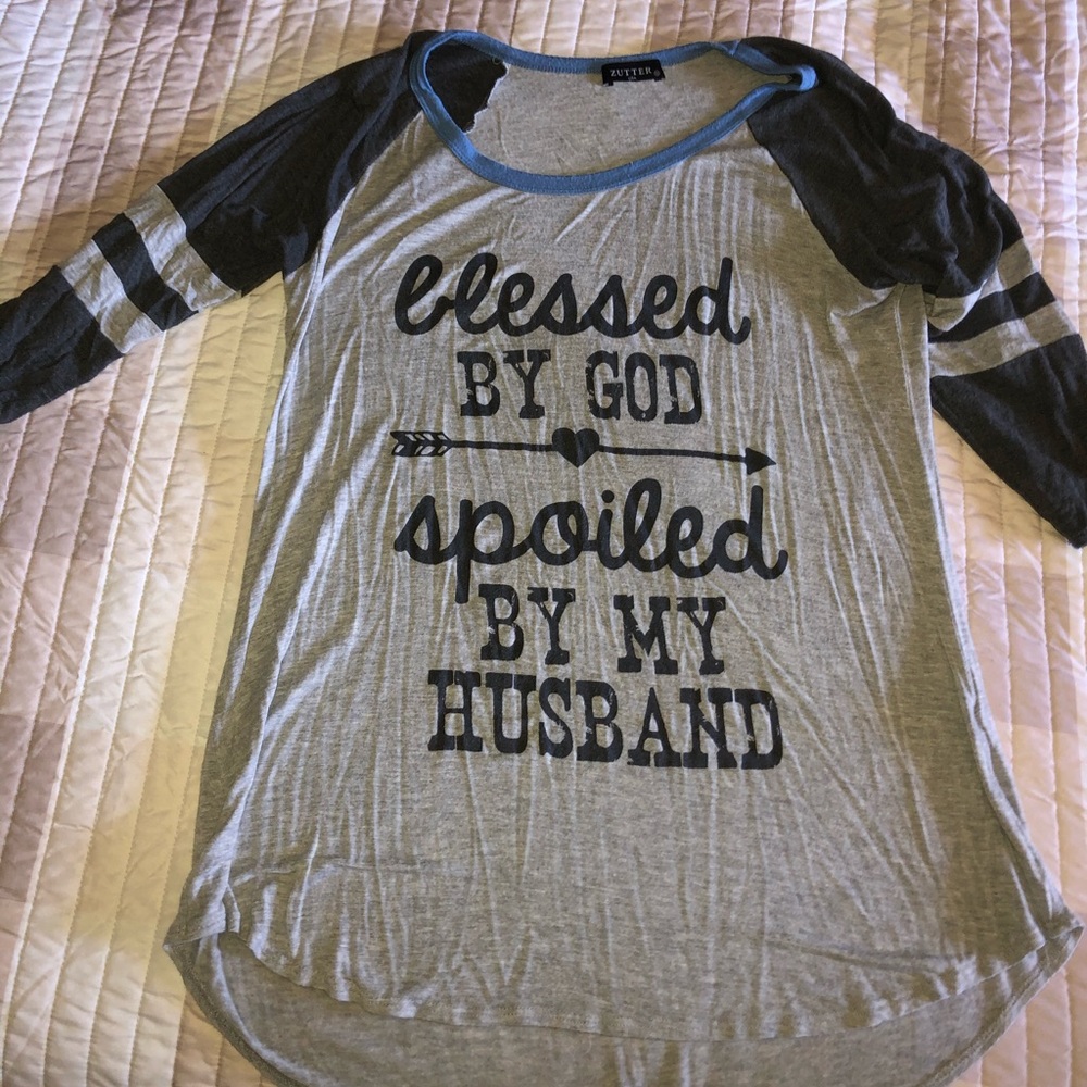 Women’s long sleeve t shirt